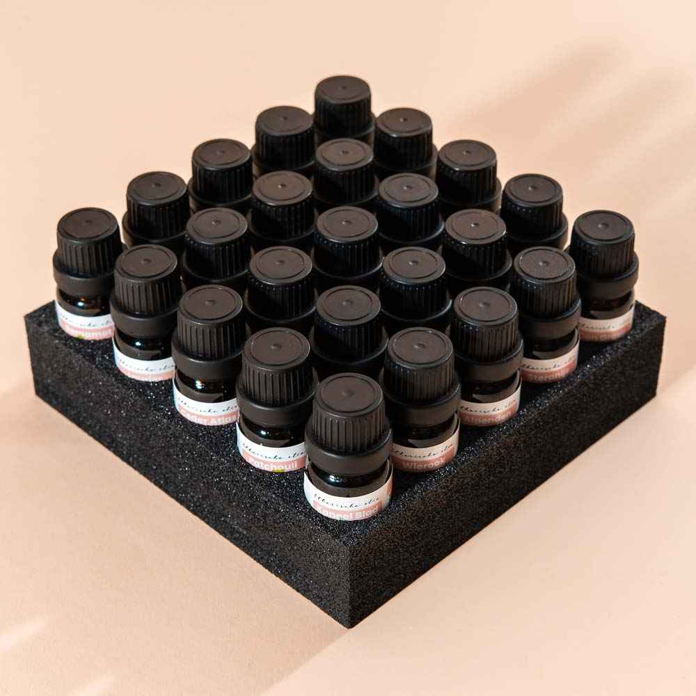 Oil holder for essential oil storage | 25 bottles