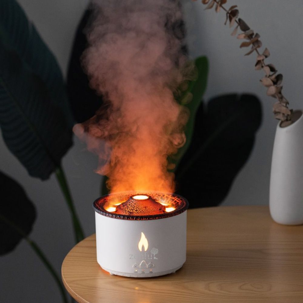 Vulcano small aromatherapy diffuser white