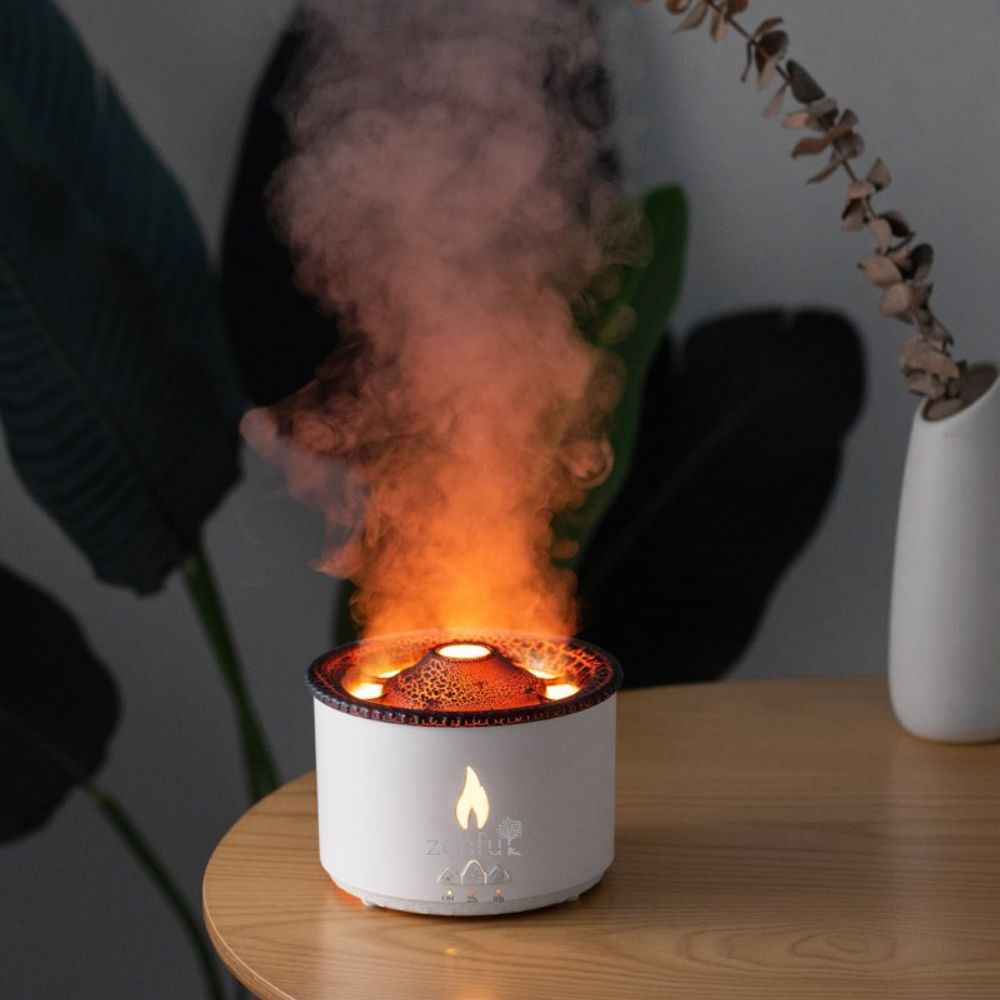 Vulcano small aromatherapy diffuser white