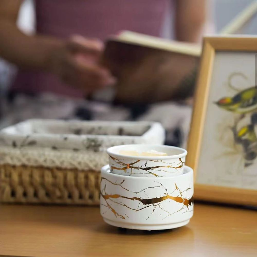 Electric ceramic candle, wax & oil warmer | White marble